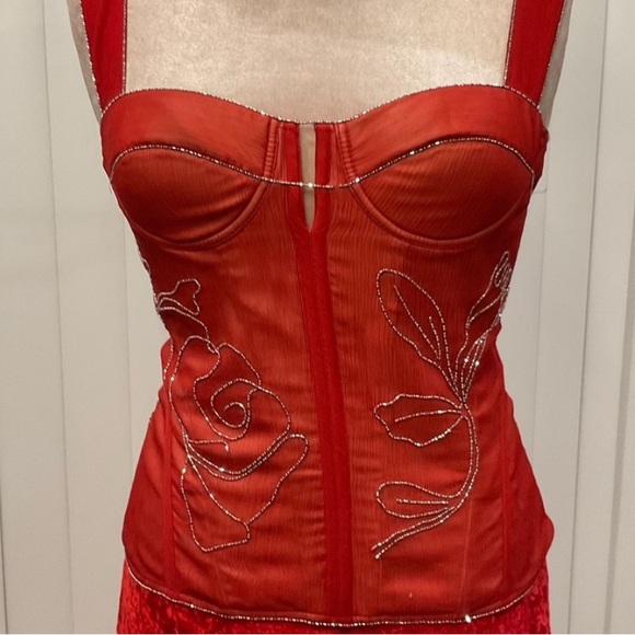 La Perla red silk blend bustier with micro beading trim & accents Italy fits 4/6 - Picture 4 of 16